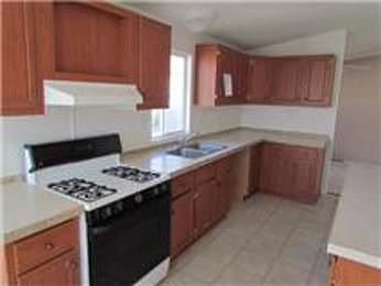 5th image of 33203 Willard St