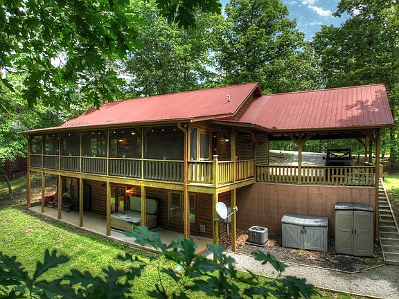 3rd image of 18 Eagle Mountain Dr W