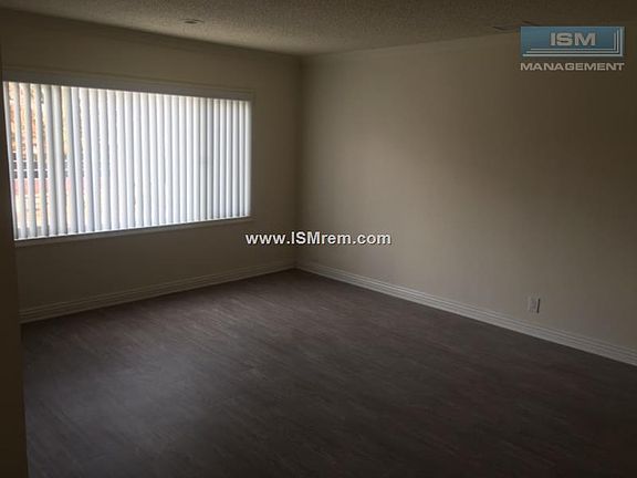 4th image of 14857 Hartsook St #3