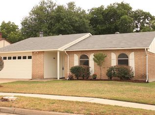 4702 Independence Trl, Grand Prairie, TX 75052