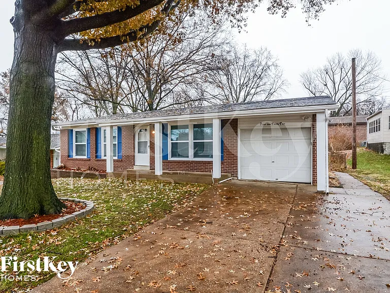 1432 Glenmeade Dr — Photo 1