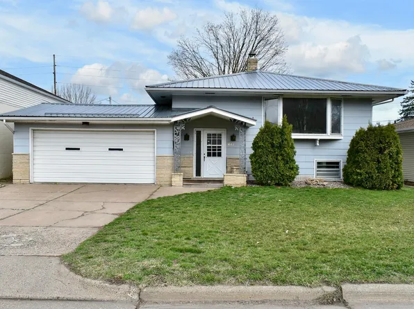 1642 W King St, Winona, MN 55987