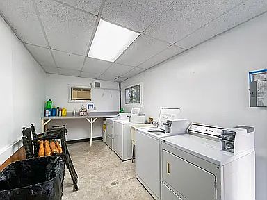 4th image of 506 Furr Dr #2