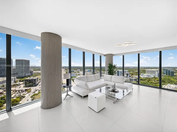 601 NE 36th St APT 2201, Miami, FL 33137