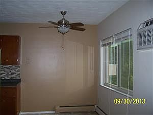 3rd image of 5899 Shadymist Ln APT 4