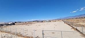 1st image of 2640 E Hacienda St