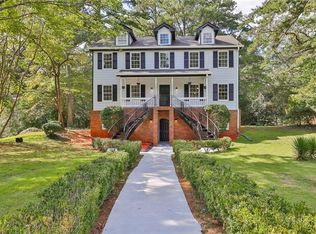 781 Weatherborn Pl, Stone Mountain, GA 30083