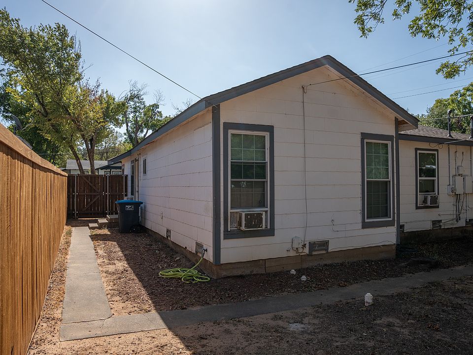 4th image of 2856 Halbert St
