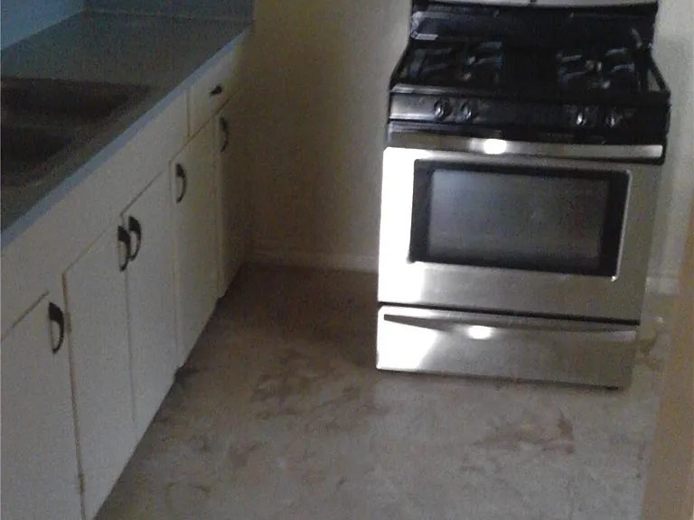 219 Tutt Ave — Photo 3
