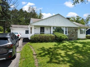 1418 Hawleyton Rd, Binghamton, NY 13903