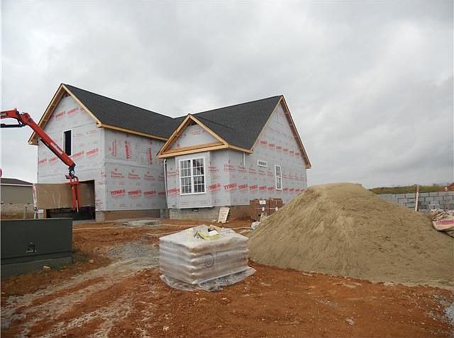 1st image of 107 Meadow Wood Park
