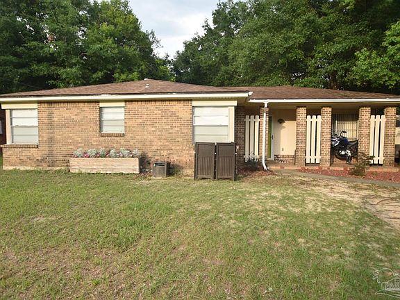 3rd image of 7854 Lenora Ct