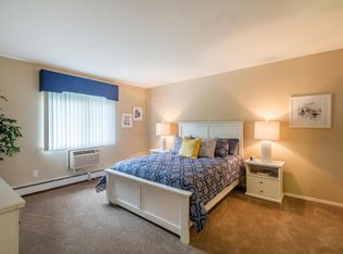 303 Greenwich Ave #C118, Warwick, RI 02886