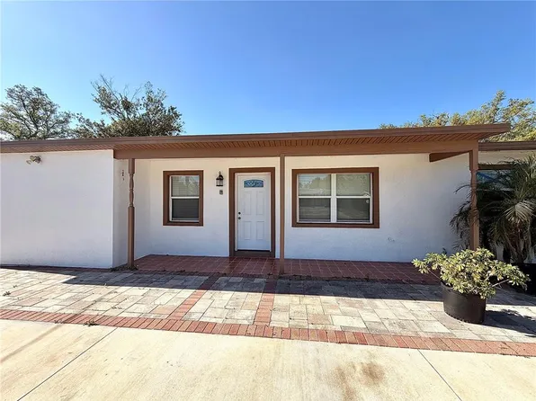 2136 W Rambla St, Tampa, FL 33612