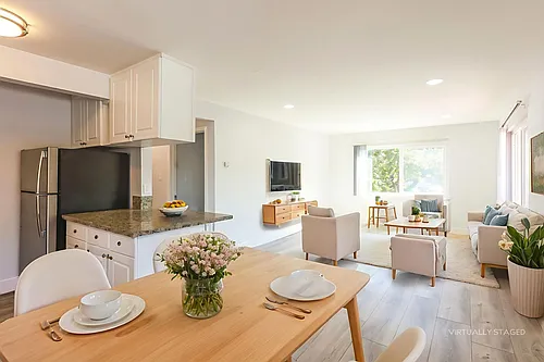 Monarch Apartments Photo 1