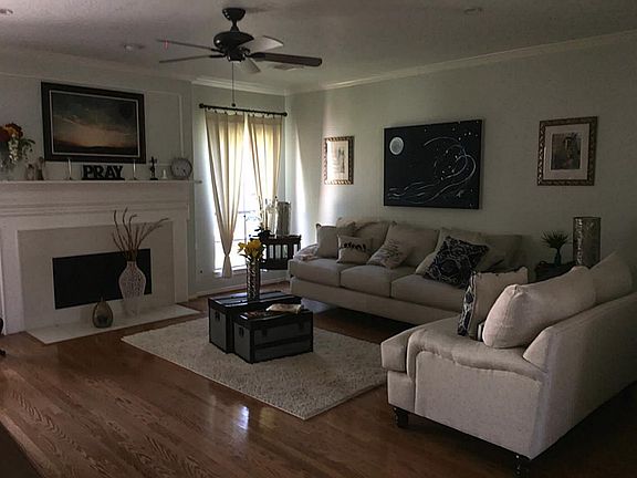 4th image of 15326 Freestone Peach Ln