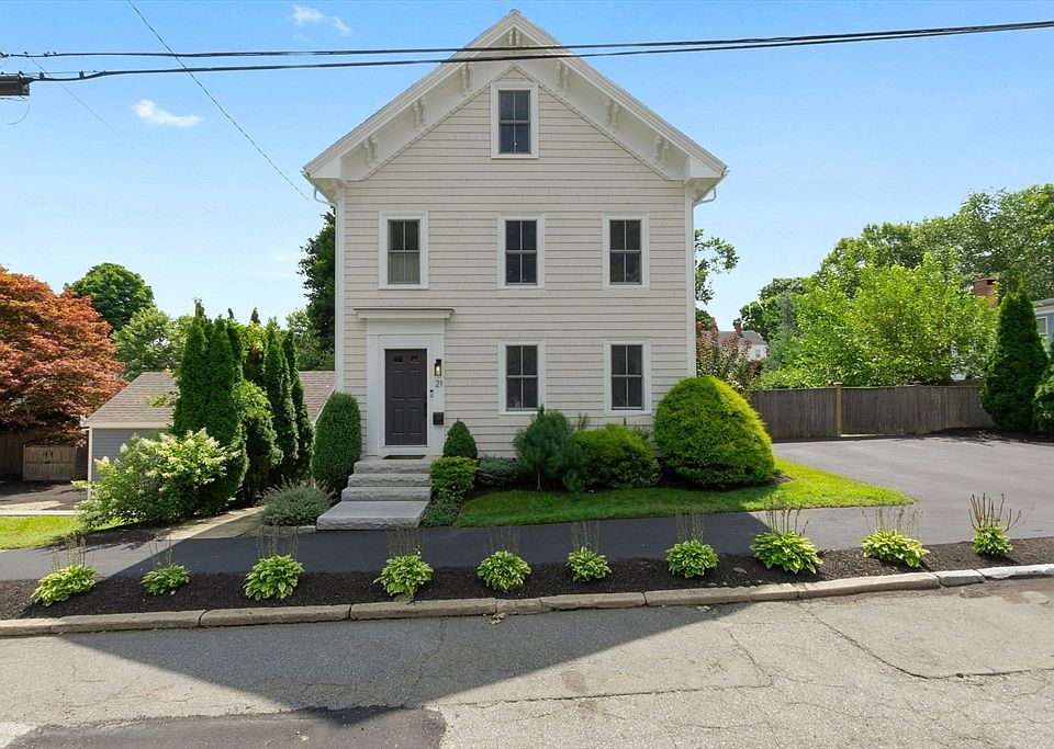 1st image of 21 Tyng St
