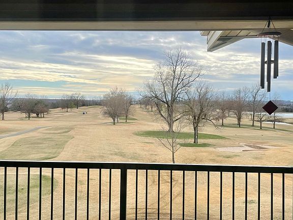 5th image of 110 W Rockford Dr #10