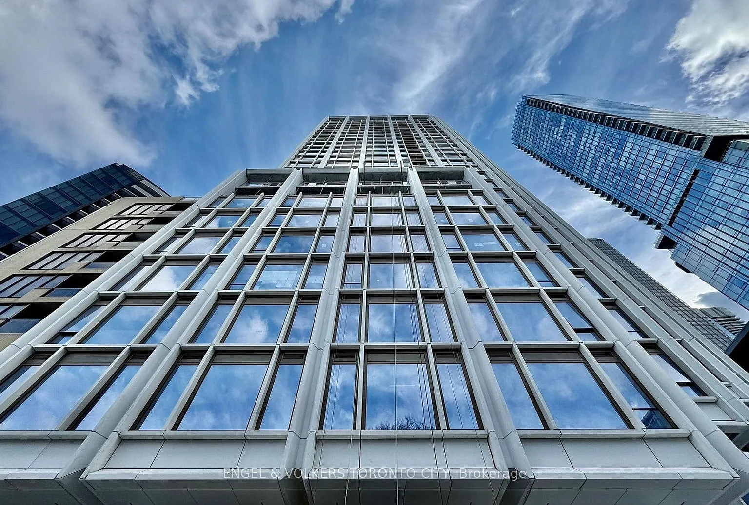 2 bed, $7,500 — Photo 1