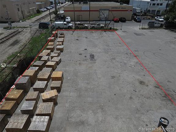 5th image of 2200 NW 24th Ave