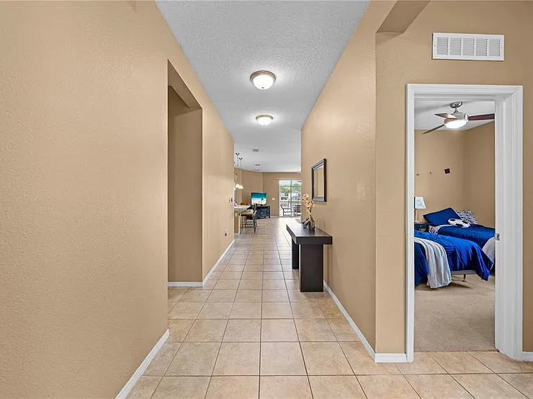 4704 Ruby Red Ln — Photo 9