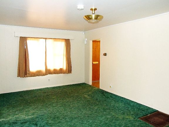 3rd image of 61 W Park Row Ave