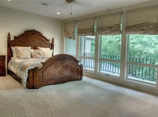 8 Saddlewood Estates Dr, Houston, TX 77024