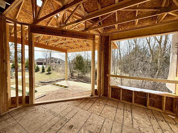 3rd image of 4636 Fable Rd N