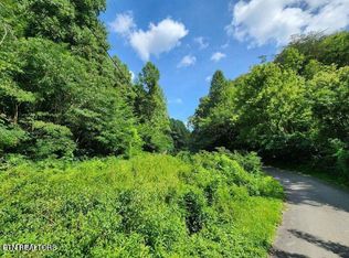 1344 Ogle Rd, Sevierville, TN 37876