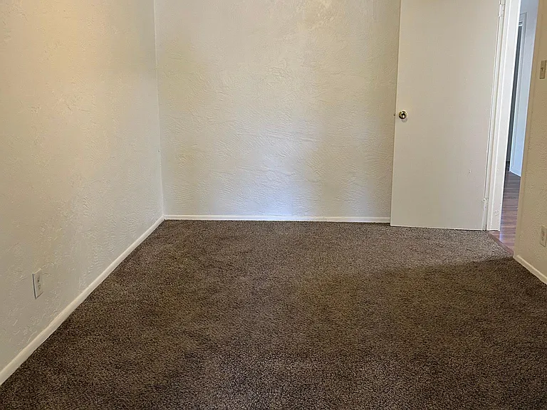 6642 Elwood Dr NW — Photo 9