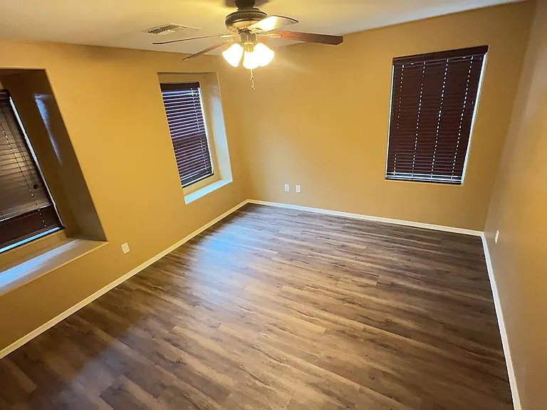 3458 E Merrill Ave — Photo 31