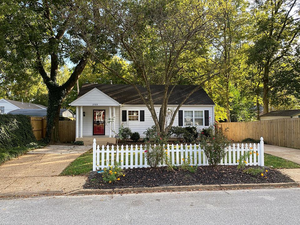 2785 Garden Ln.