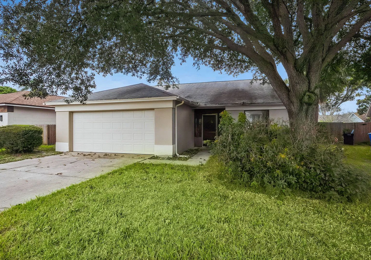 Great 3BR/2BA Oviedo Home in Alafaya Woods — Photo 2
