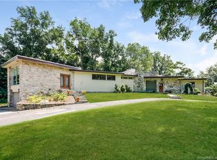 9 River Oaks Rd, Westport, CT 06880