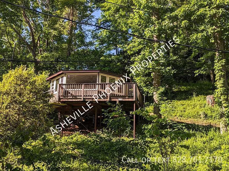 25 Howland Rd #R8 — Photo 1