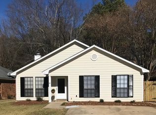 40 Ashland Ave, Brandon, MS 39047
