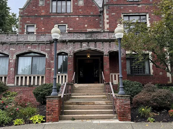 3 Beecher Ln APT 4B, Peekskill, NY 10566