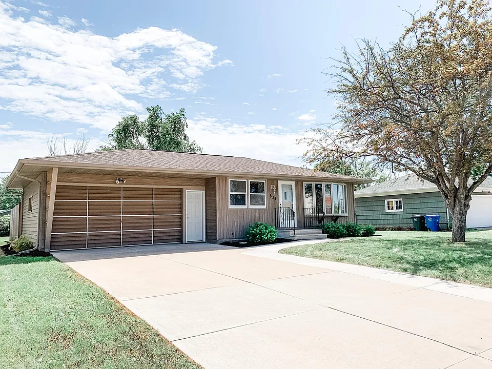 831 Midway Rd