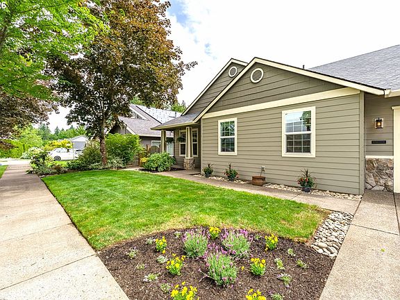 3rd image of 1216 SE 47th St