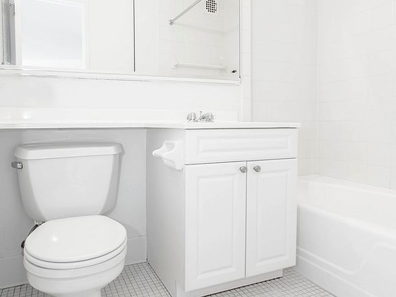 5th image of 2600 Netherland Ave APT 224