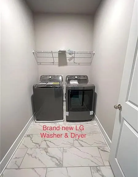 1249 Windmill Pkwy — Photo 9