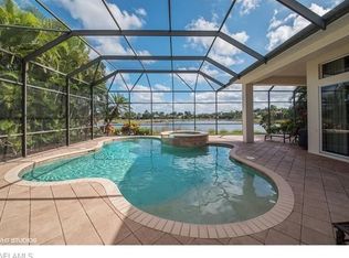 5071 Cerromar Dr, Naples, FL 34112