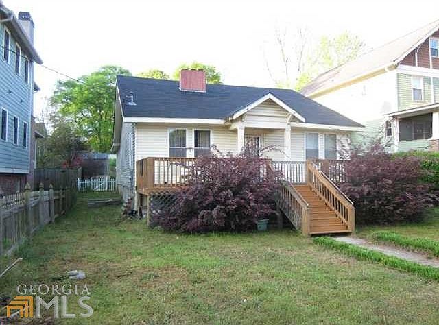 2nd image of 1383 Iverson St