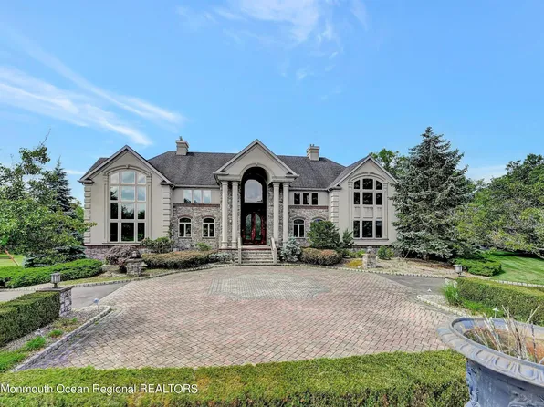 6 Via Veneto, Morganville, NJ 07751
