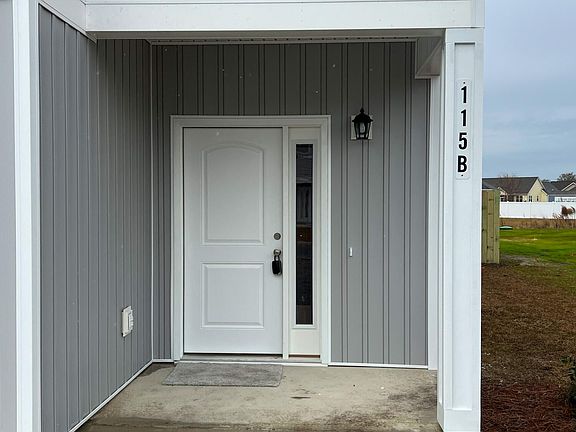 3rd image of 115 Pasture Ln #4B