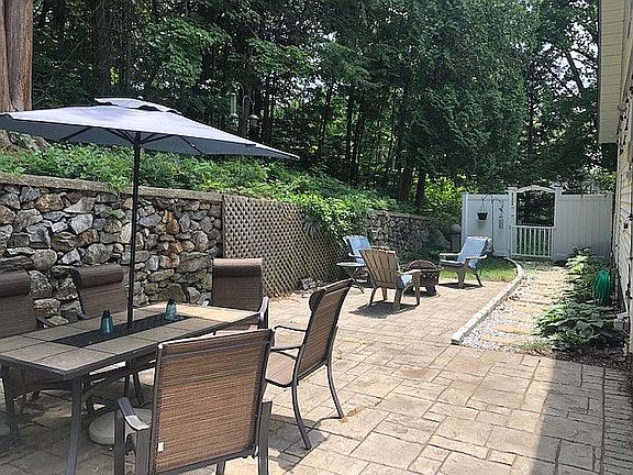 Side patio wired for hot tub