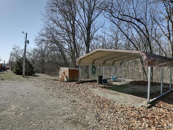 5th image of 19503 State Highway Y