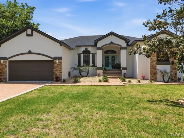 11870 W Waterway Dr, Homosassa, FL 34448