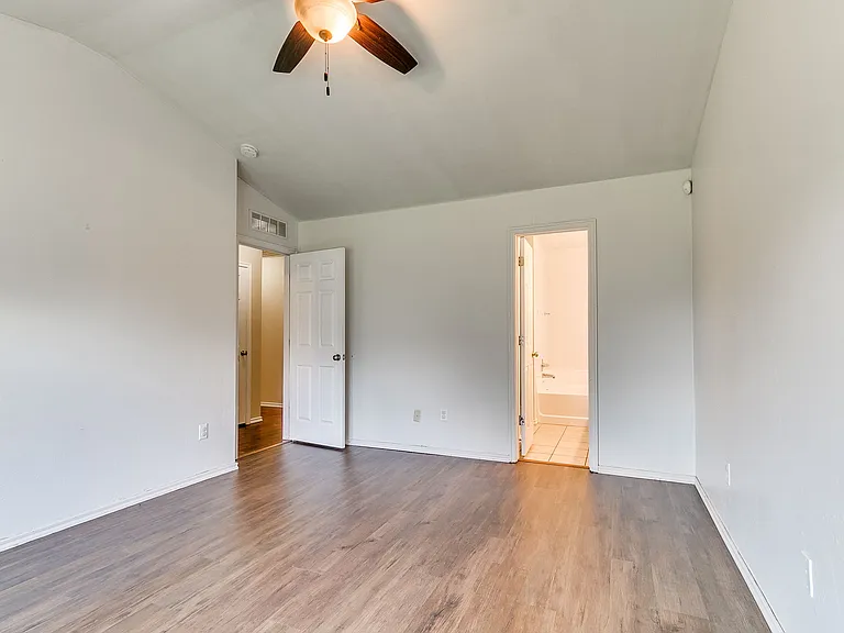 18100 Calle Way — Photo 30