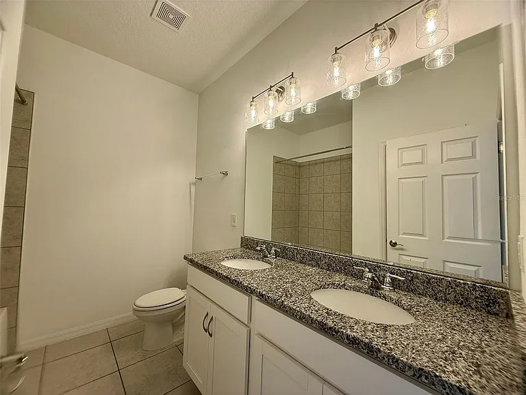 1306 Normandy Dr — Photo 15